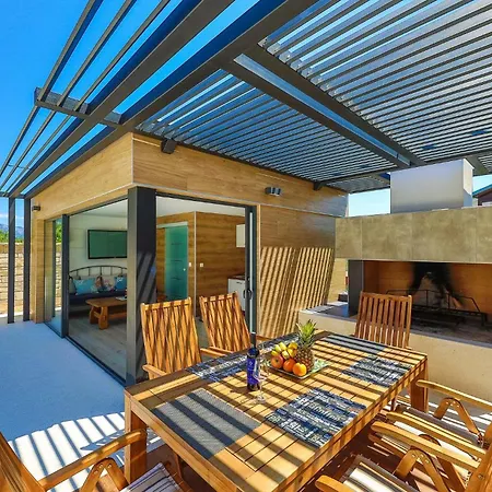 Amazing In Kastel Stari Lejlighed *