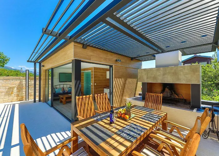 Amazing In Kastel Stari Lejlighed *