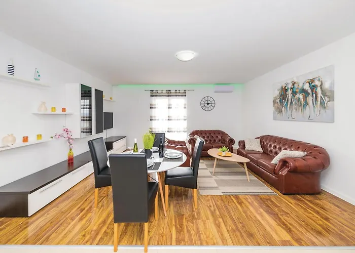 Amazing In Kastel Stari *