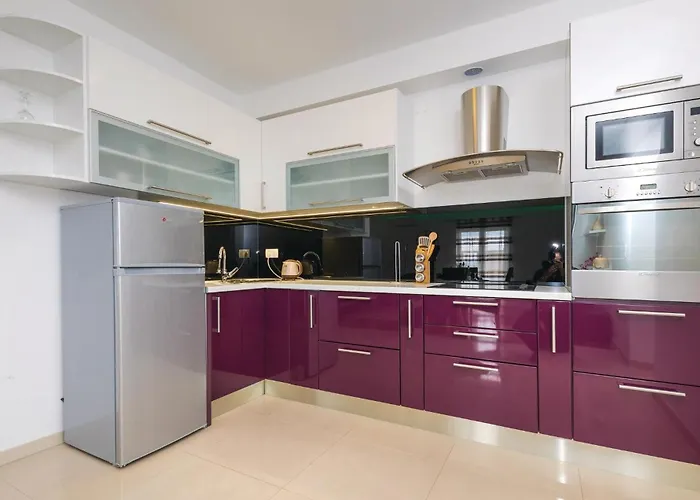 Amazing In Kastel Stari *